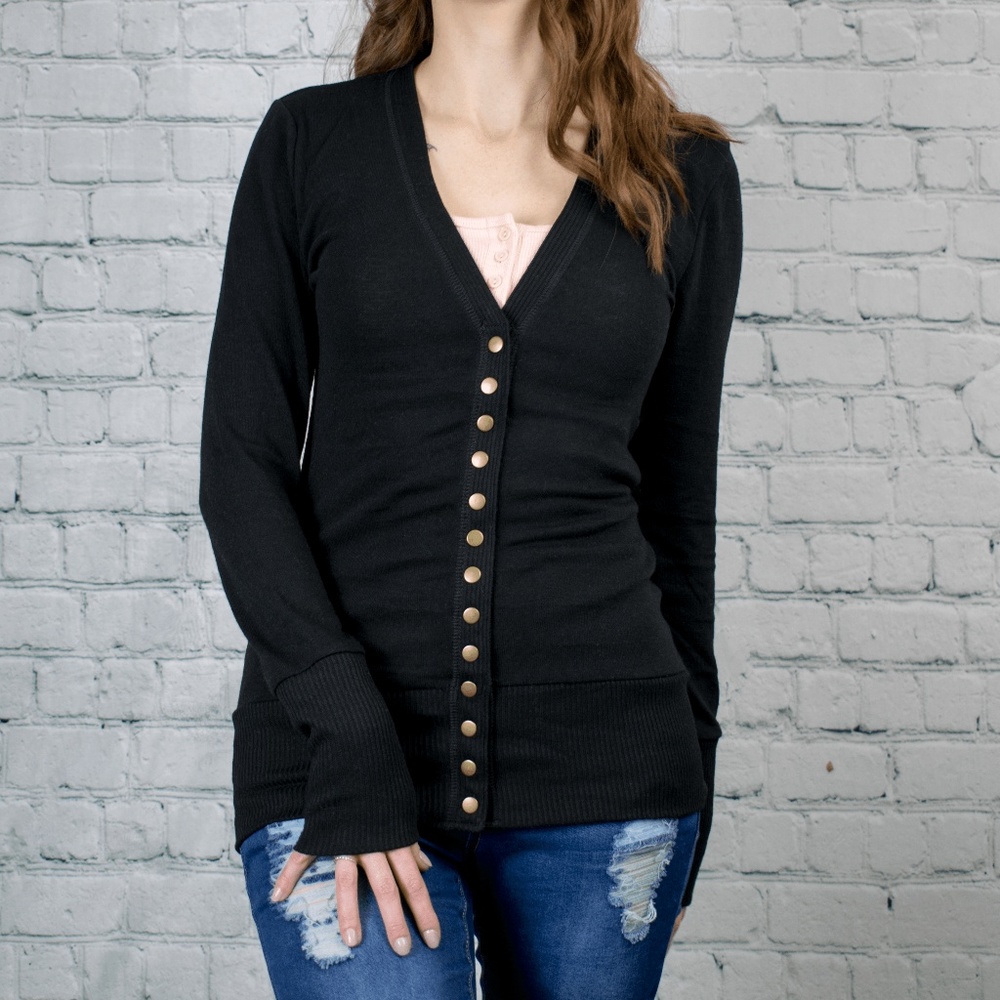 🔃 Black Button Up Cardigan - Picture 2 of 5